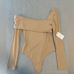 Backyard Roses off the shoulder bodysuit